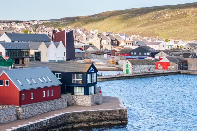 Lerwick, hlavné mesto Shetlandských ostrovov.
Foto: Martin Zema