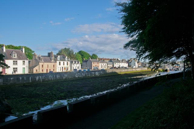 Pohľad na Stornoway, ktorý uvidíte aj vy. Náš hotel má opäť naj