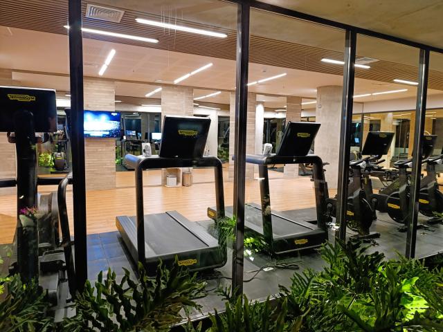Kondíciu udržíte v slušne vybavenom fitness.  Foto: Daniela Mih