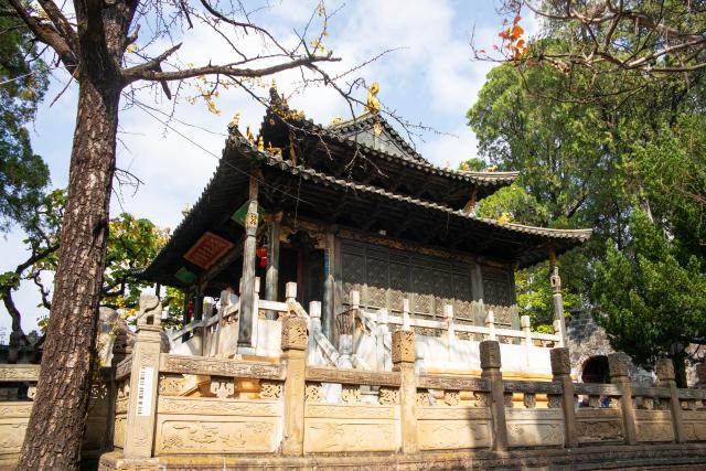 Kunming, kde sa moderné spája s históriou Foto: Ľuboš Fellner