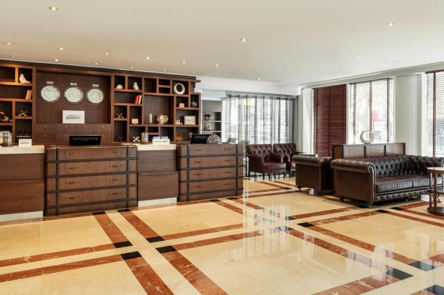Four Points by Sheraton Bur Dubai - príjemný hotel s výbornou p