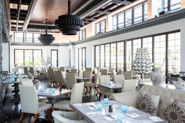 Jumeirah Al Naseem - gastronómia je veľkým benefitom siete Jume