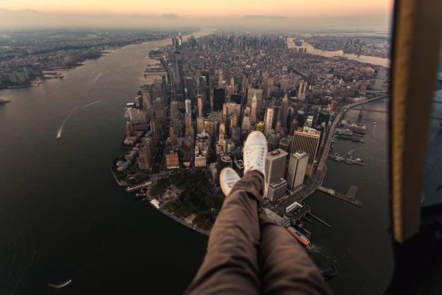 Zažite ten pocit slobody, keď visíte nohami nad New Yorkom a fo