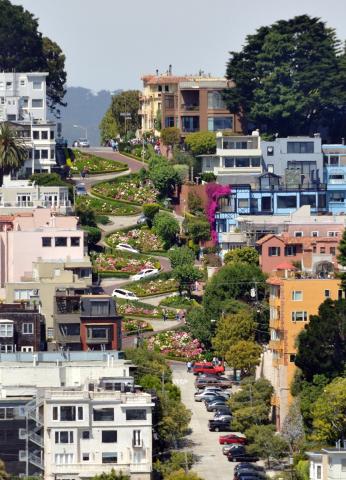 San Francisco - Najkľukatejšia ulička na svete