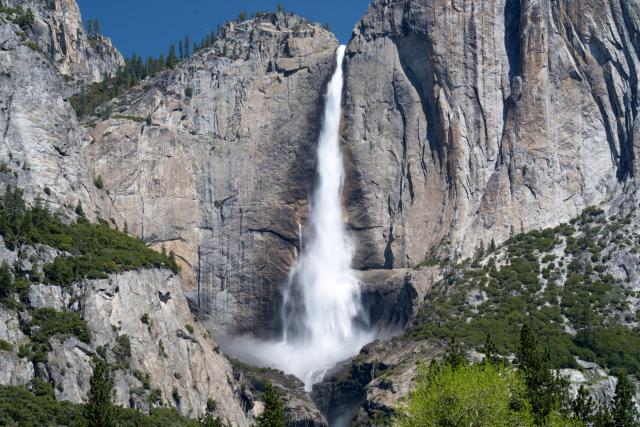 Yosemite NP - Vodopád Yosemite je jeDeň z najvyšších na svete