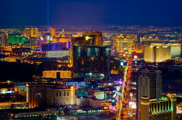 Las Vegas - Pozrite sa naňho zhora
