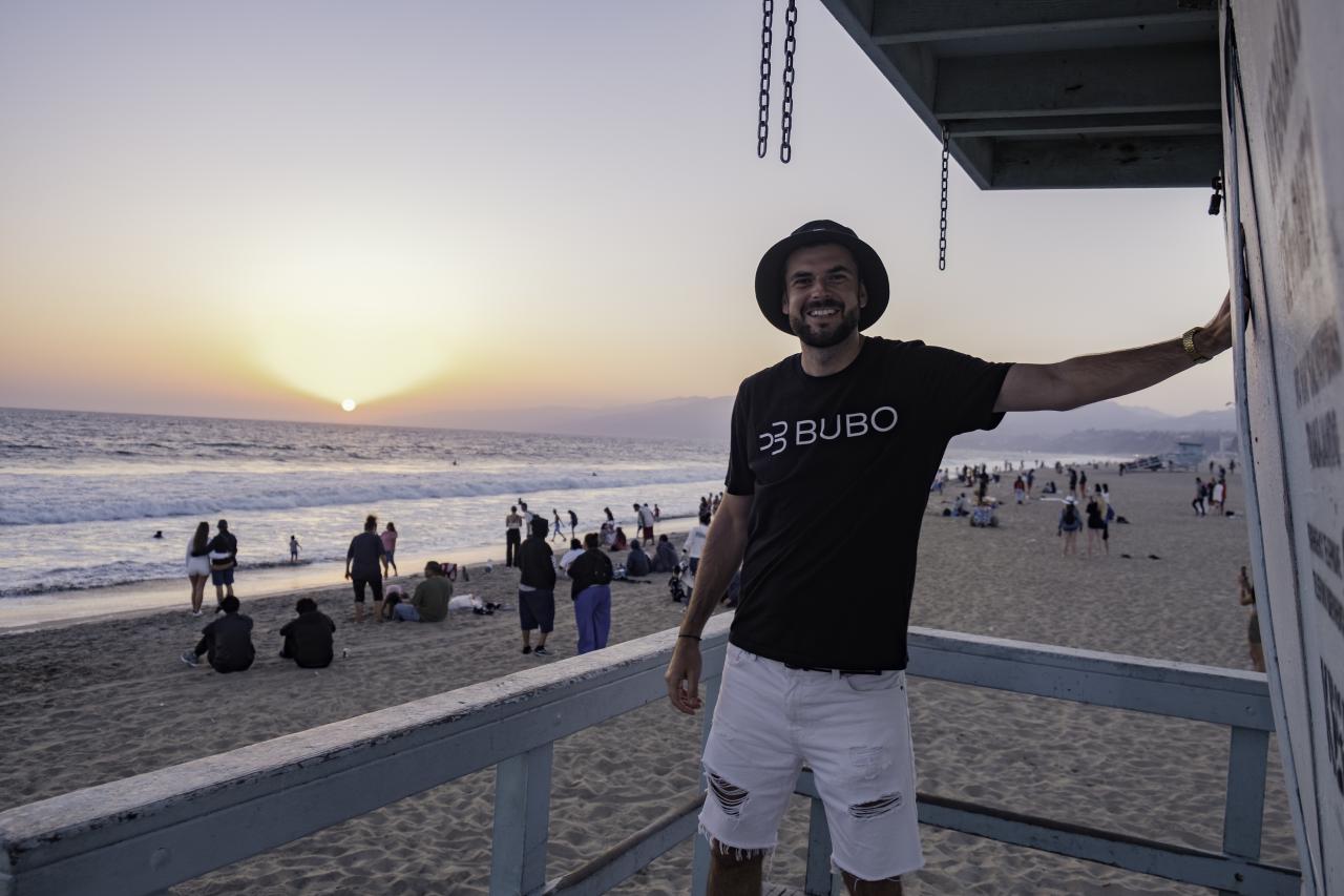 Z Beverly Hills to už nemáme ďaleko na Santa Monica Beach. foto