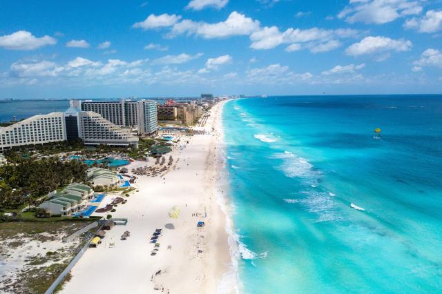 /uploads/covery zajazdov/cancun_aerial.jpg