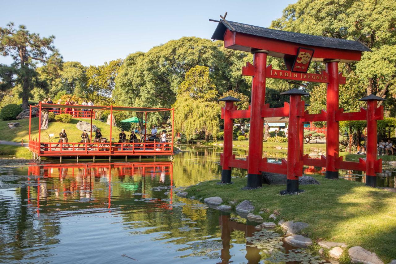 Rybník v parku Rosedal alebo navštívite Japonskú záhradu, najvä