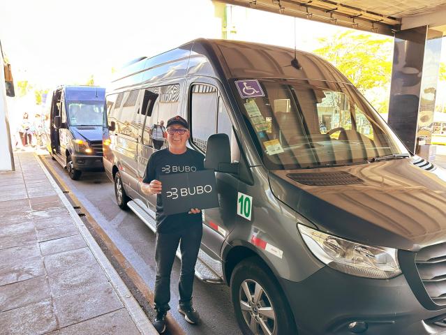 Čaká nás klimatizovaný autobus s profesionálnym sprievodcom a v
