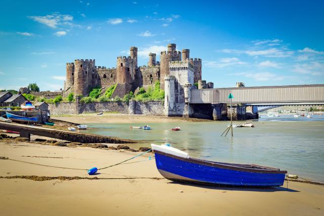 Nádherný stredoveký hrad Conwy castle v severnom Walese