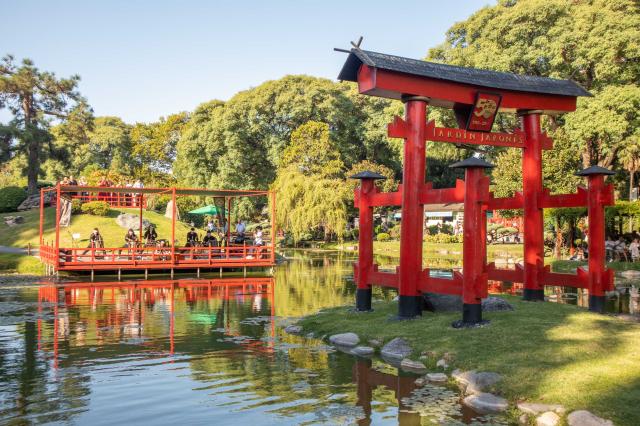 Rybník v parku Rosedal alebo navštívite Japonskú záhradu, najvä