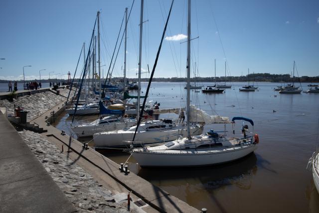 Colonia del Sacramento je bezpečné a prekrásne mestečko. Máme n