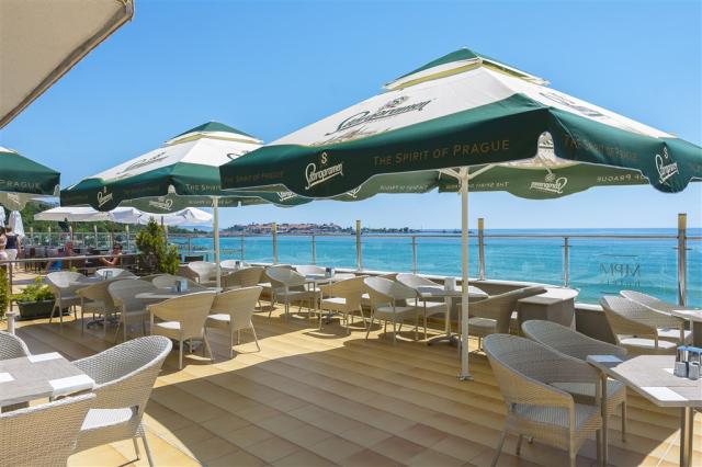 Terrace4.jpg