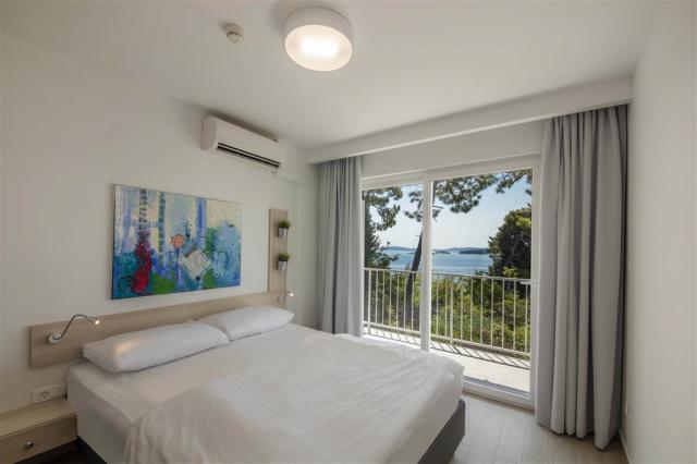 24_Aminess_Casa_Bellevue_Rooms_Comfort_Double_Room_With_Seaside