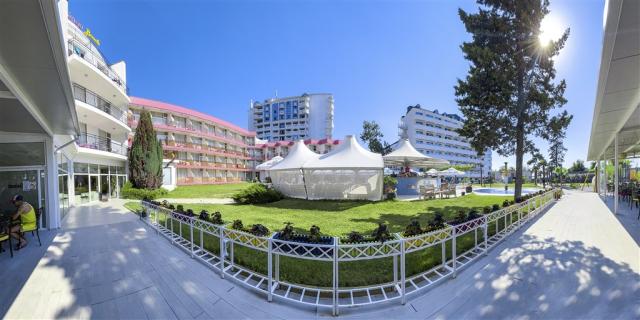 flamingo beach hotel_29.jpg