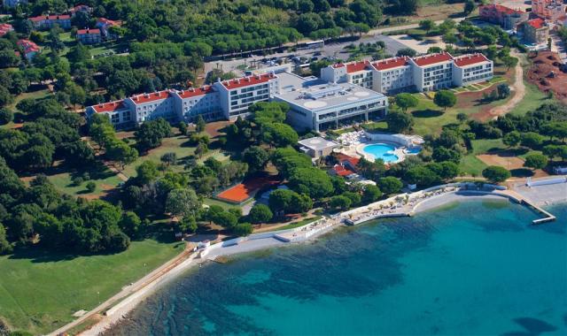 Park_Plaza_Belvedere_Air_02.jpg