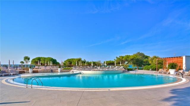 Park_Plaza_Belvedere_Medulin_Outdoor_Pool_10.jpg