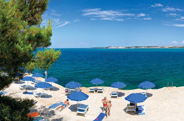 App Lanterna Beach.jpg