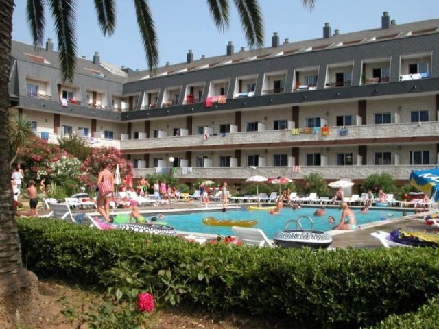 Santa Susanna Resort
