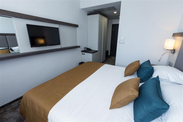 Best Western Plus Premium Inn