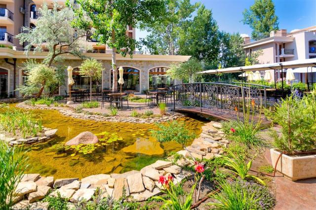 Cascadas Family Resort