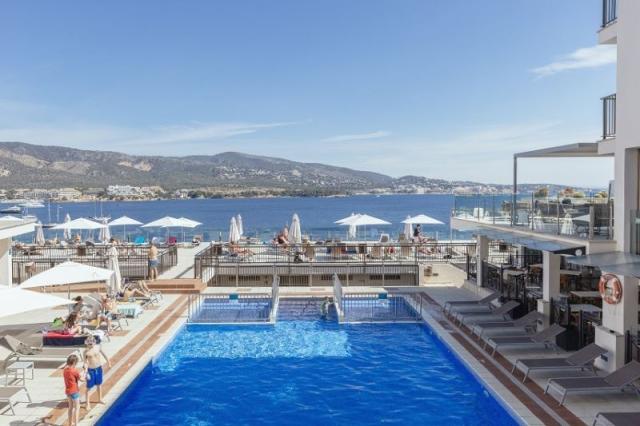 Alua Palmanova Bay