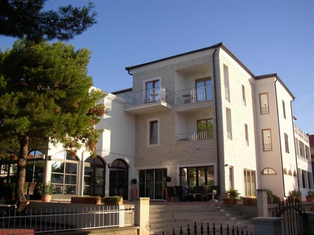 Hotel Nikola - hotel - autobusový zájazd CK  - Chorvátsko, Vodi