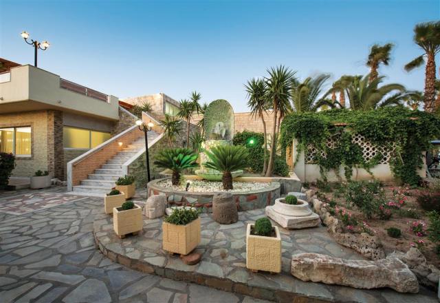 Euro Village Achilleas - hotel - letecky zájazd CK  - Mastichar
