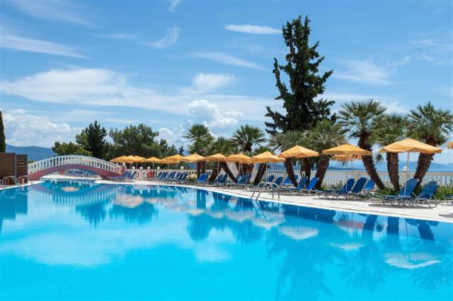 Hotel Sunshine Club - bazén - letecký zájazd CK  - Korfu, Nissa