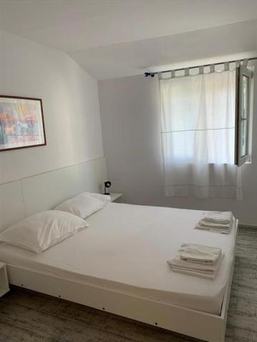 Vila Dalmacija - Makarska - spálňa apartmán - autobusový zájazd