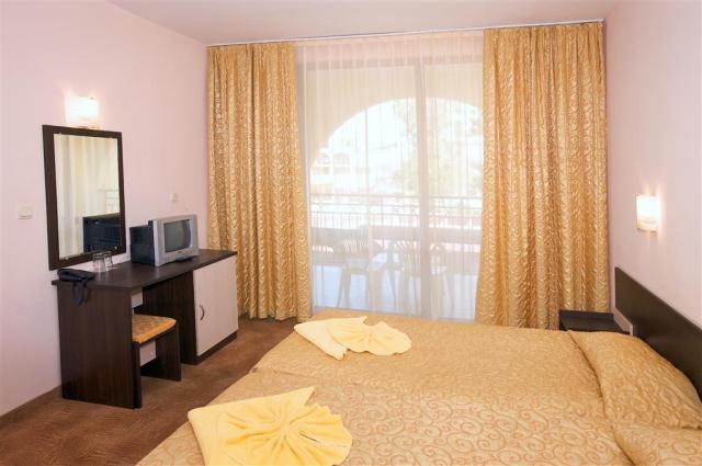 Hotel Yavor Palace - izba - letecký a autobusový zájazd CK  - B