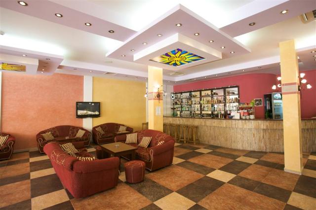 Hotel Yavor Palace - bar - letecký a autobusový zájazd CK  - Bu