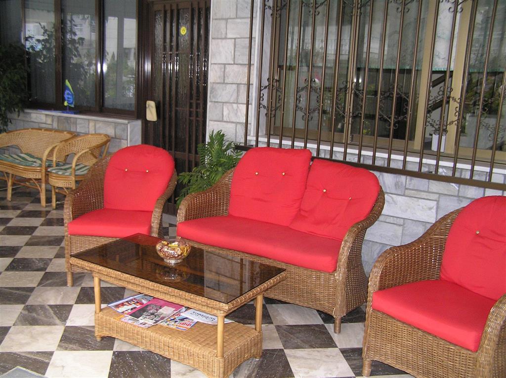 Apartmány Stella - posedenie - autobusová doprava CK - Grécko