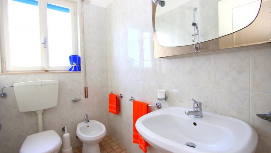 Apartmány Stella s klimatizáciou - zájazd autobusovou alebo ind