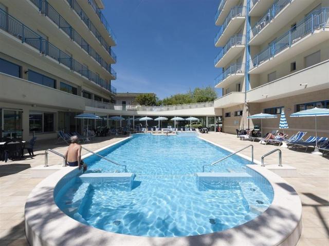Hotel Miami s bazénom, Taliansko, Lido di Jesolo, dovolenka aut