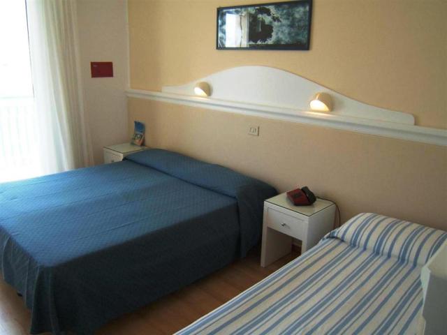 Hotel Miami s bazénom, Taliansko, Lido di Jesolo, dovolenka aut