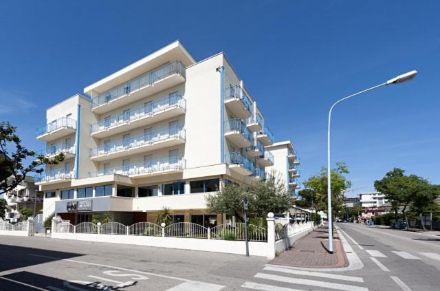 Hotel Miami s bazénom, Taliansko, Lido di Jesolo, dovolenka aut