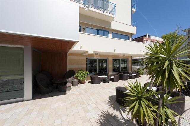 Hotel Miami s bazénom, Taliansko, Lido di Jesolo, dovolenka aut