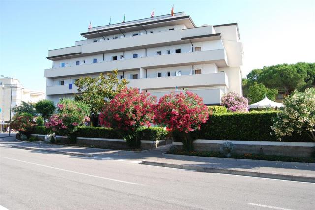 Hotel OLD RIVER - CK  - Taliansko Lignano - zájazdy autobusovou