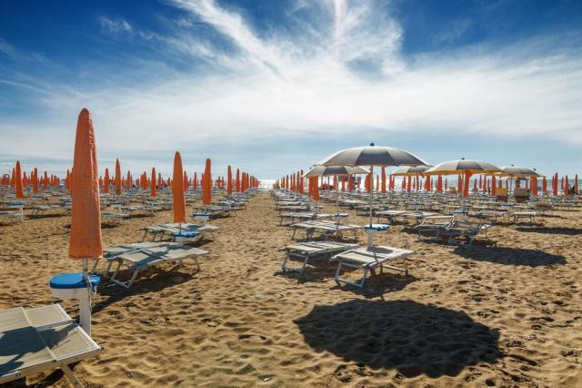 Hotel Bolivar s bazénom, pláž, Taliansko, Lido di Jesolo, CK 