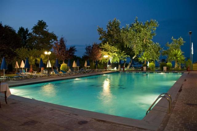 Hotel Sun Beach - bazén - letecký zájazd CK  - Grécko, Olympská