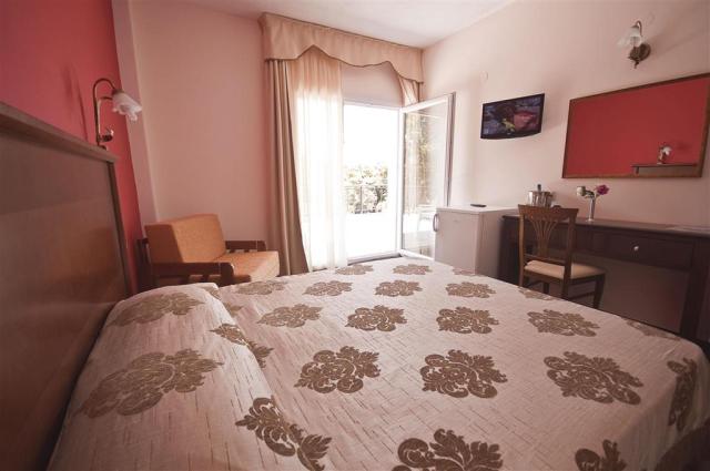 Hotel Sun Beach - izba - letecký zájazd CK  - Grécko, Olympská 