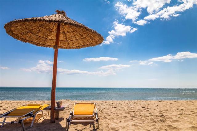 Hotel Sun Beach - pláž - letecký zájazd CK  - Grécko, Olympská 