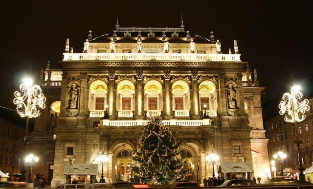 CK , Jednodňové zájazdy, Predvianočná Budapešť