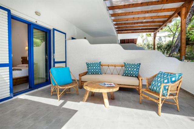 Rodon hotel - terasa - letecký zájazd CK  - Grécko, Thasos,Trip