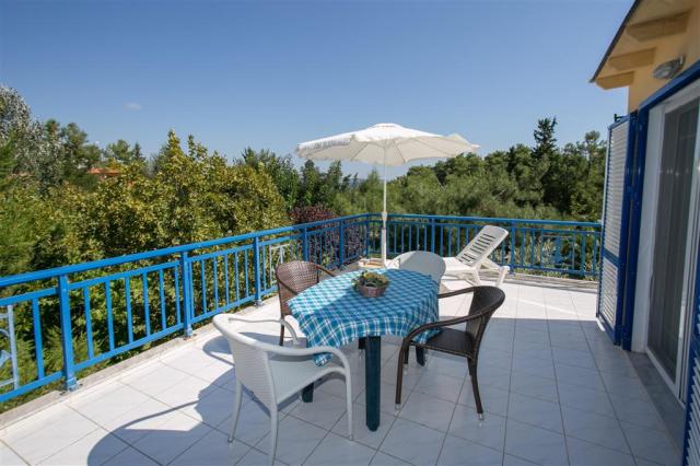 Rodon hotel - balkón - letecký zájazd CK  - Grécko, Thasos,Trip