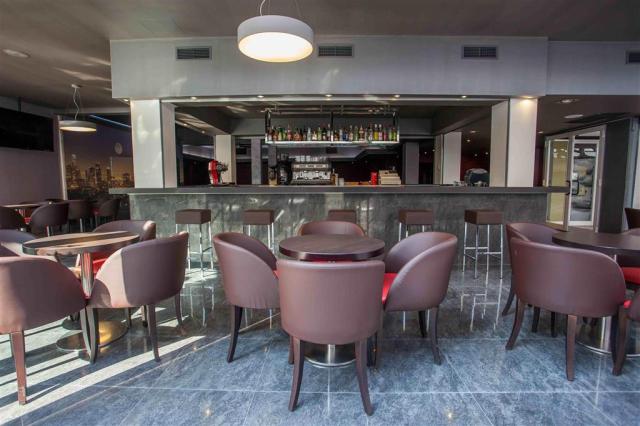Hotel Maria del Mar - bar - letecký zájazd CK  - Španielsko, Ll