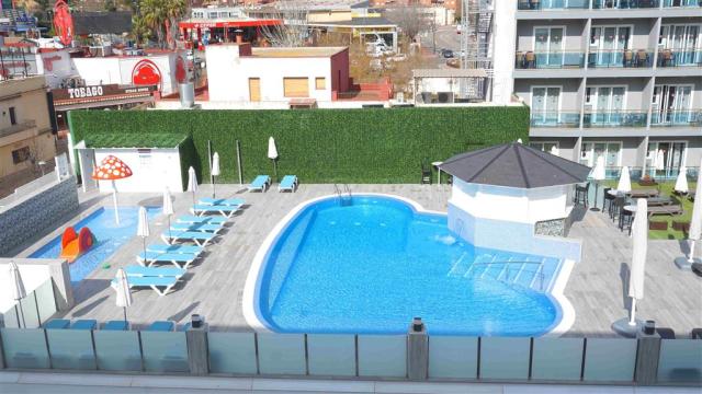 Hotel Maria del Mar - bazén - letecký zájazd CK  - Španielsko, 