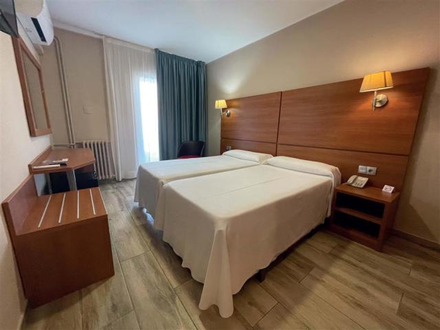 Hotel Maria del Mar - izba - letecký zájazd CK  - Španielsko, L